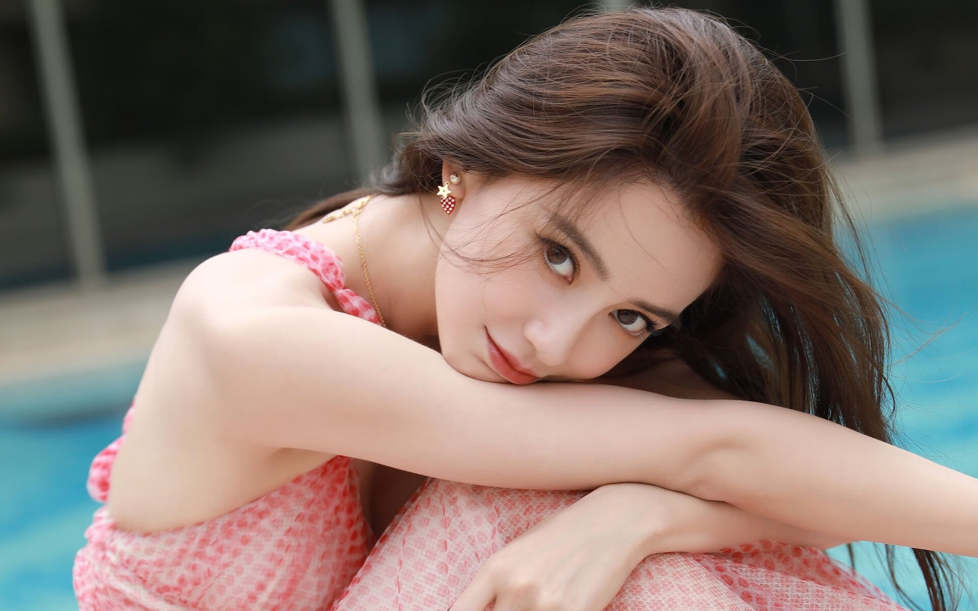 开云中国-多场比赛延期,球迷心急等待比赛重启,球赛延迟半全场怎么算