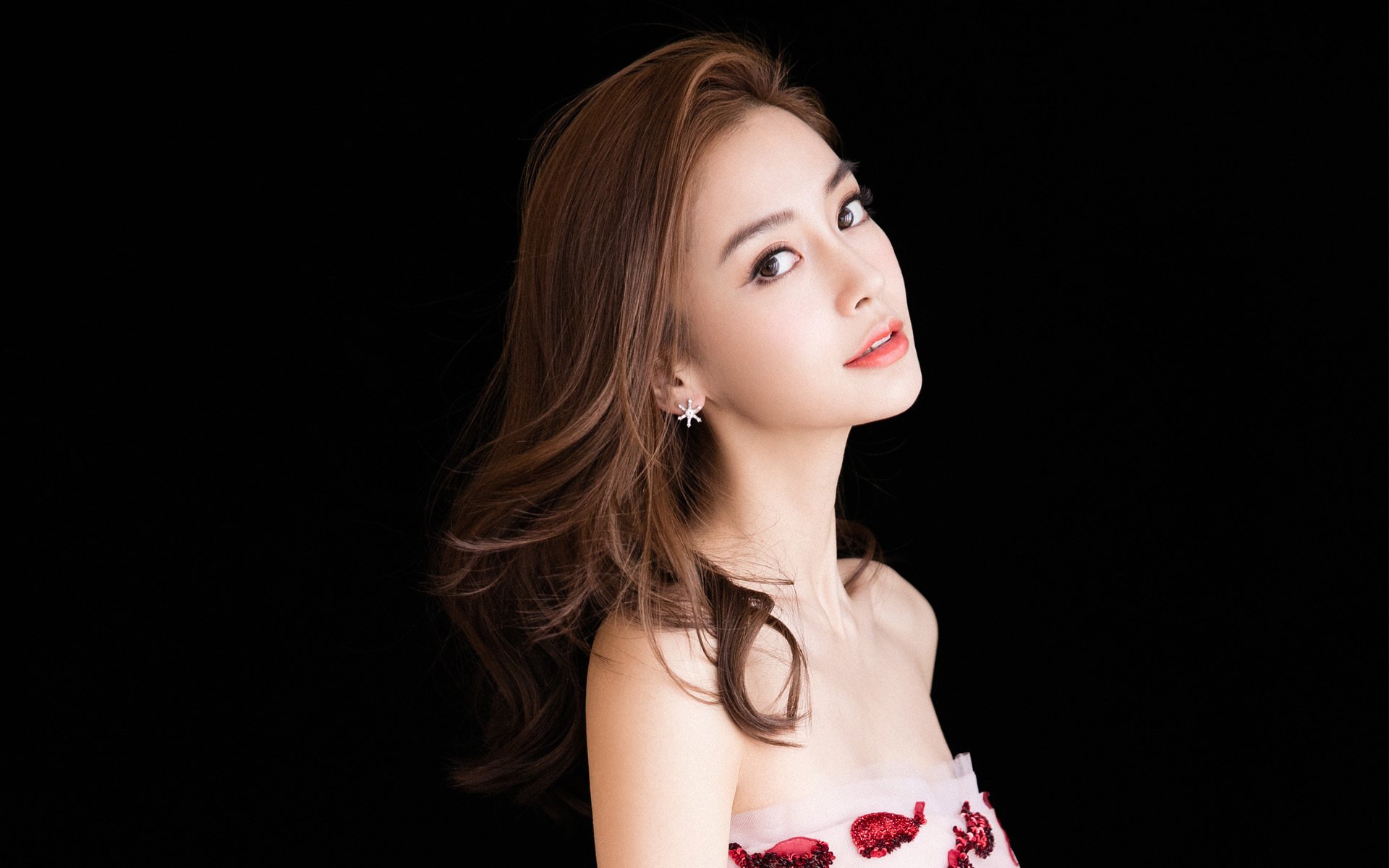 开云体育APP下载-热刺对决西汉姆,防守稳固攻势猛烈,热刺3_3西汉姆联集锦