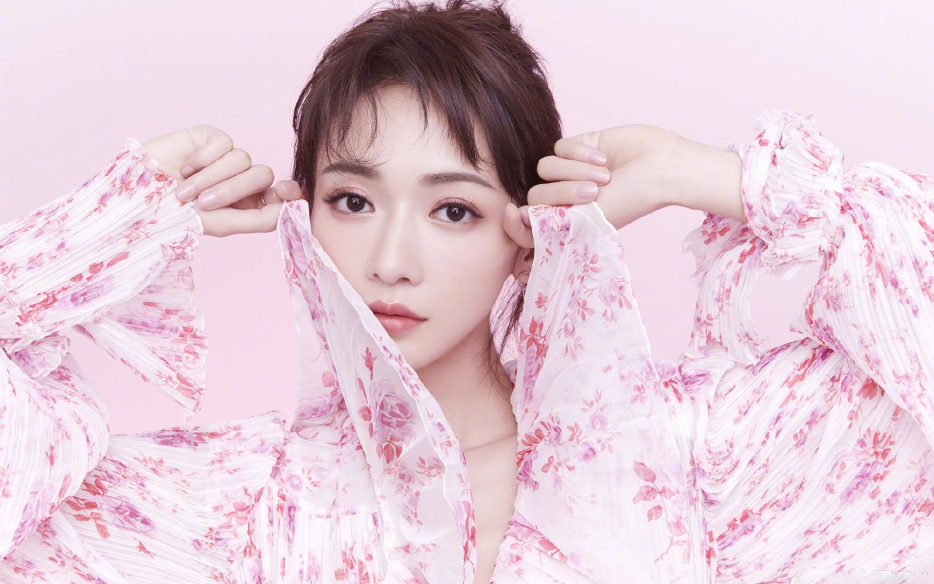 Kaiyun官方登录入口-库里支持小球员参赛鼓励敢打敢拼,库里鼓励队友